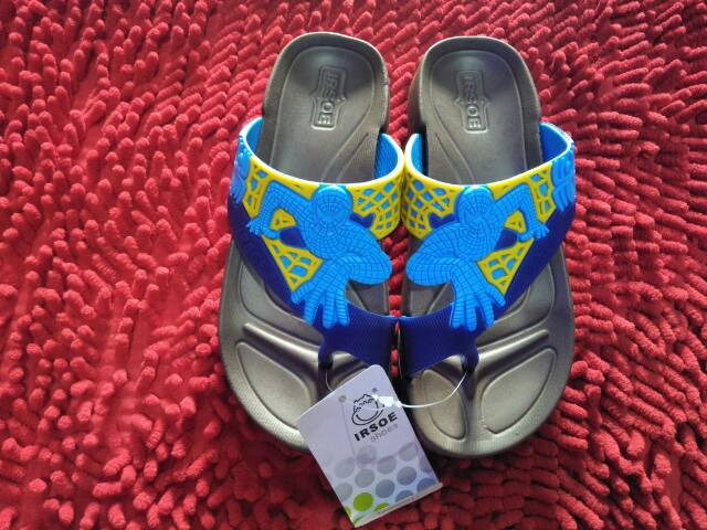 Jepit jempol irsoe spiderman size 24-29 30-35