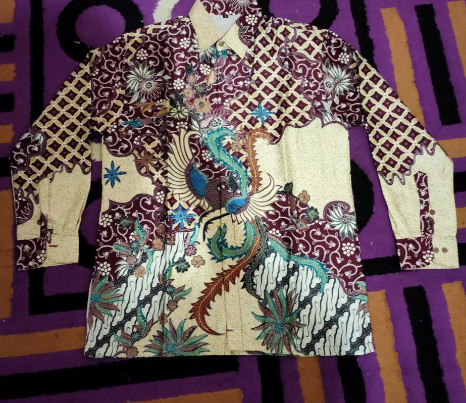 Kemeja Batik Pria Semi Sutra Silky Premium Puring Istimewa