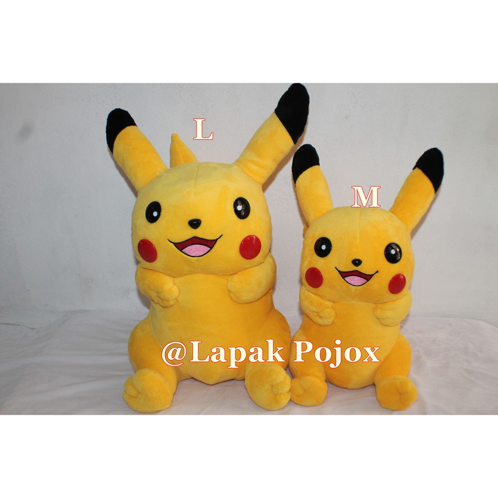 Boneka Pikachu Pokemon Go size M