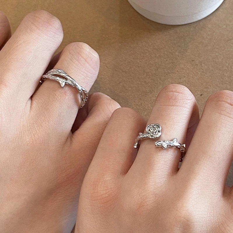 Cincin Model Terbuka Adjustable Desain Duri Mawar Untuk Pria Dan Wanita