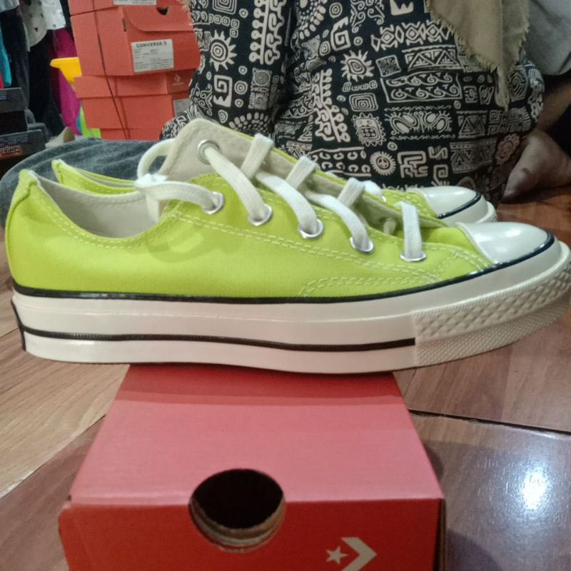 Sepatu Converse 172142C