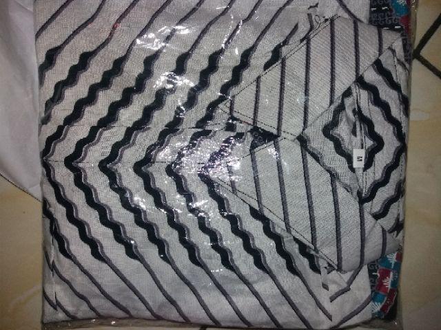 Ⓝxvf-648 Kemeja Pria Polos Fashion Maikel Katun Strit Ld100 Pj70 Allsize M L Xl Kerja Formal Terbaru