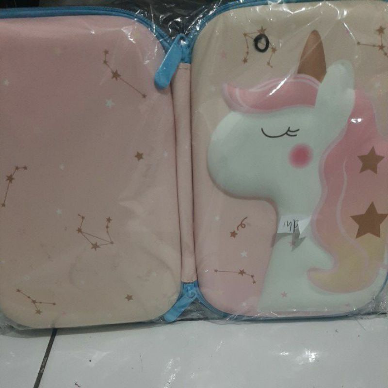 

Kotak Pencil dan krayon