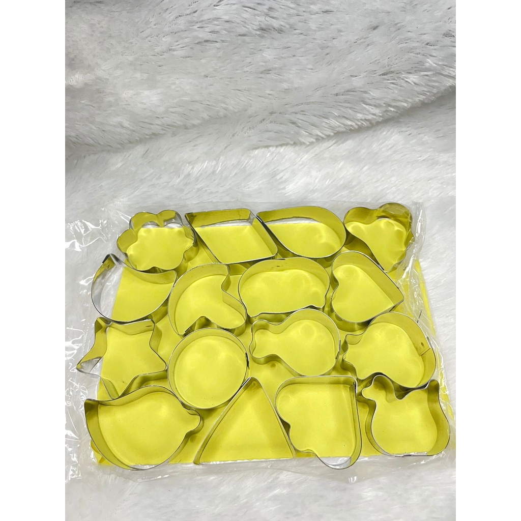 Cuancuy -  Cetakan Kue Kering Karakter / Cetak Kastengel Putri Salju Cookie Cutter Cetakan Cookies M