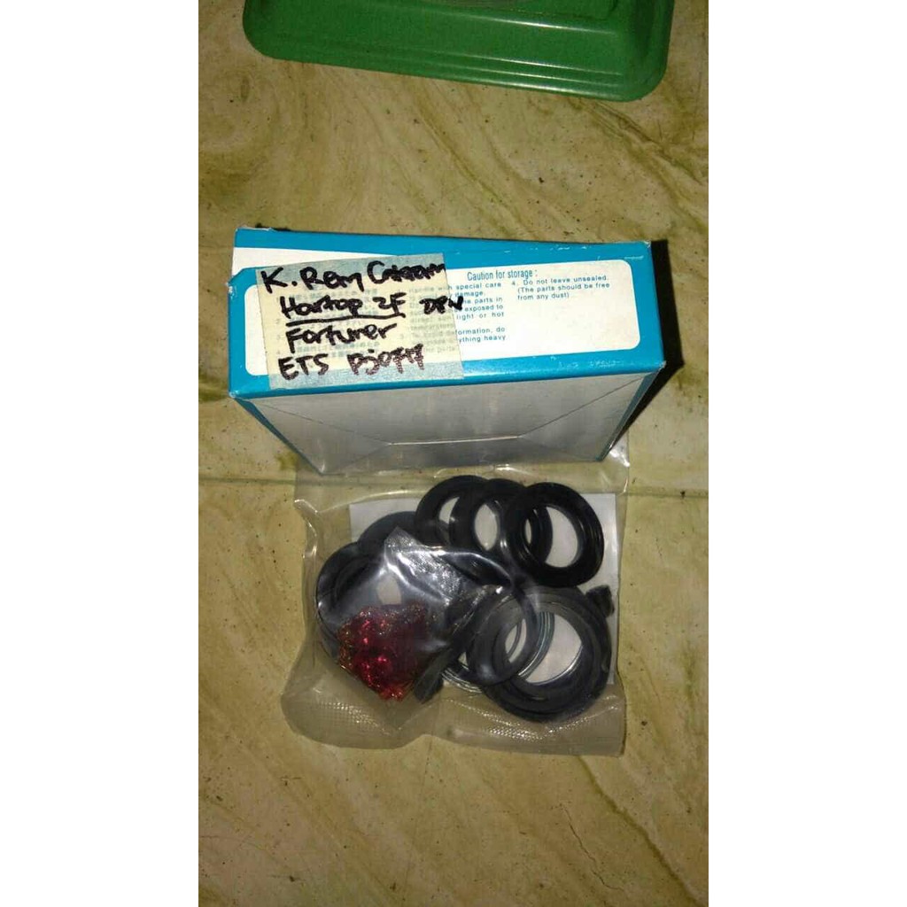 Karet rem cakram hartop 2f/ fortuner depan