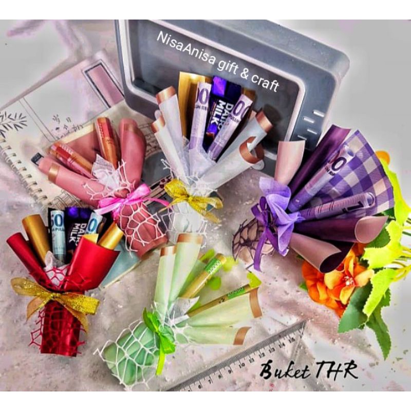 

Buket THR Coklat