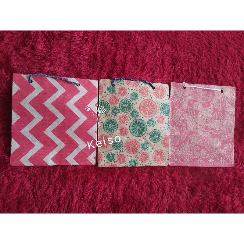 Paper bag goodie tas kertas kecil souvenir snack box kotak motif ultah nikah hajatan coklat olshop