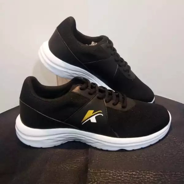 Sepatu Sport Fashion Pria