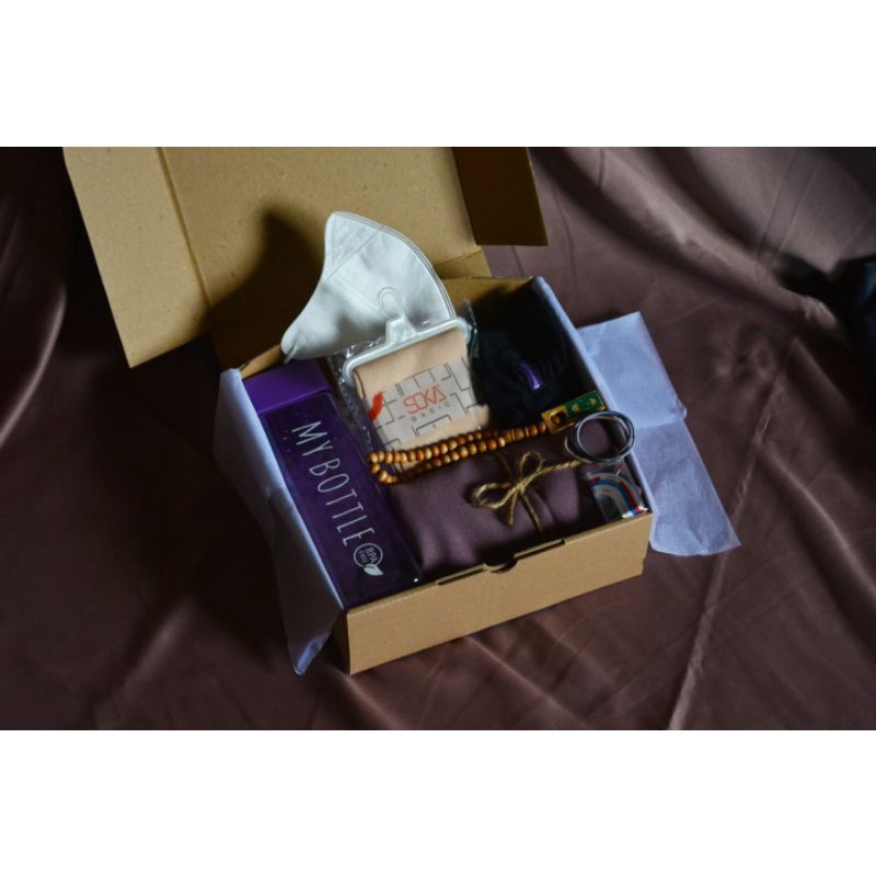 

HAMPERS HIJAB / HAMPERS MUSLIMAH / KADO MURAH / HAMPERS MURAH / HAMPERS WISUDA / HAMPERS NIKAHAN / HAMPERS ANNIVERSARY