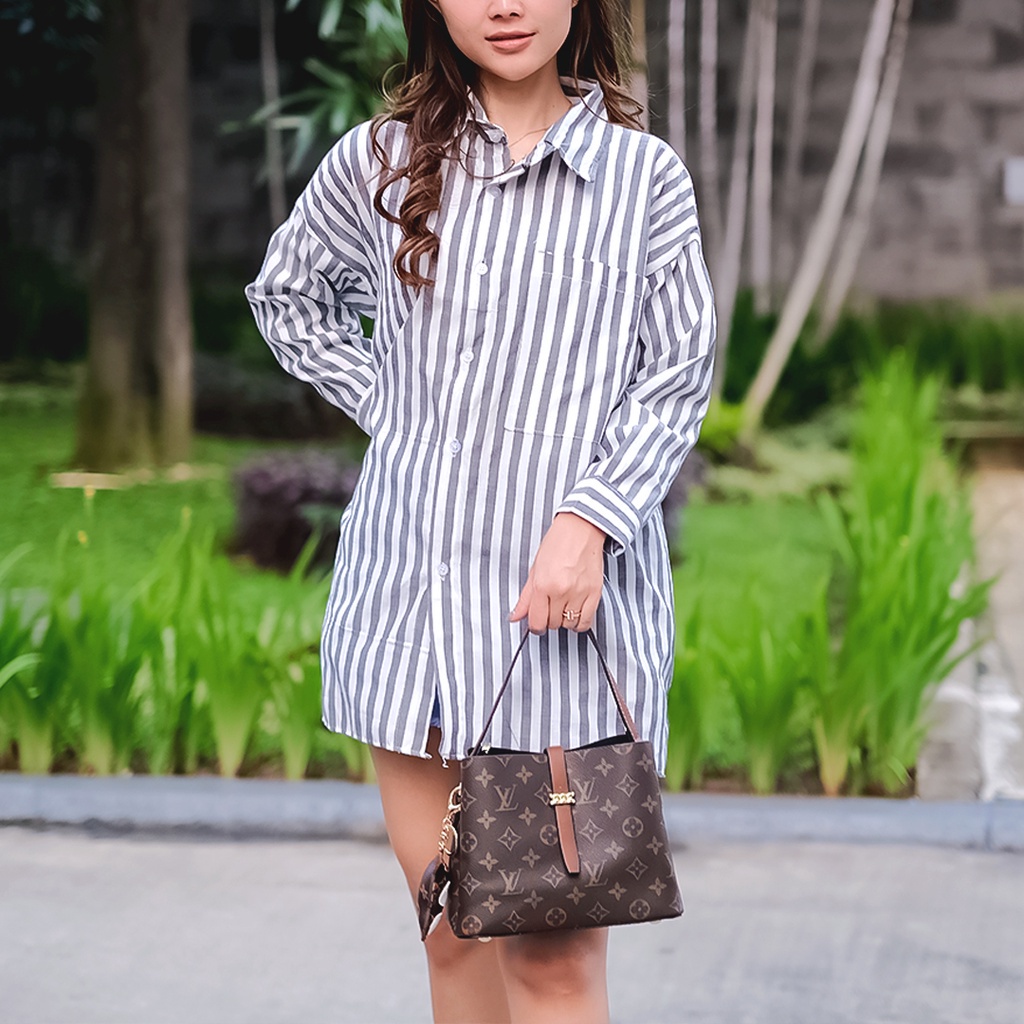 Tq88indonesia Baju Kemeja Salur Wanita Lengan Panjang Terbaru / Stripe Oversize Shirt / Kem Kasual / Hem Casual Cewek / Ootd / Outfit