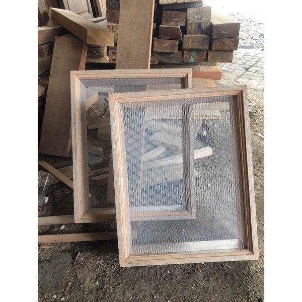 Ventilasi plus kawat nyamuk