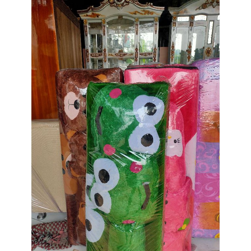 KASUR LANTAI BULU KARAKTER UKURAN 120×200