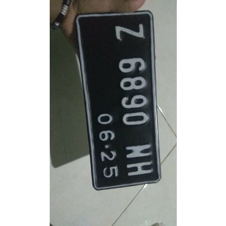 plat nomer ukuran kecil