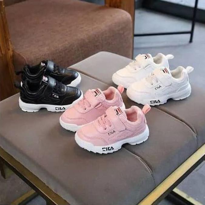 Sepatu Filla Anak Disruptor Sneakers Kids Warna Putih