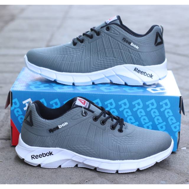 sepatu running reebok