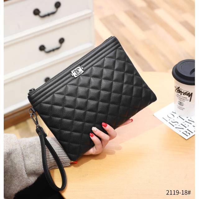 TAS CHANEL O’CASE WITH BOX 2119-18