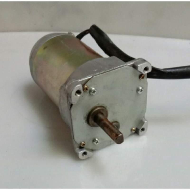 Dc Gearred Motor 20V 1.5A 180 Turn Generator Motor DGM-311-2AA5