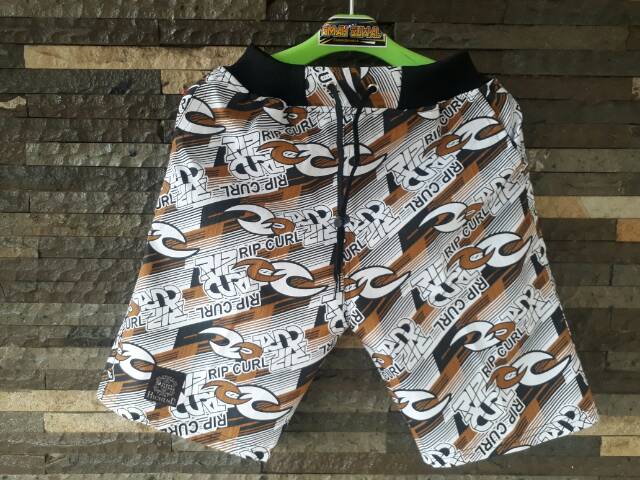 Celana pendek distro pria dewasa tuwill full motif/surfing distro premium