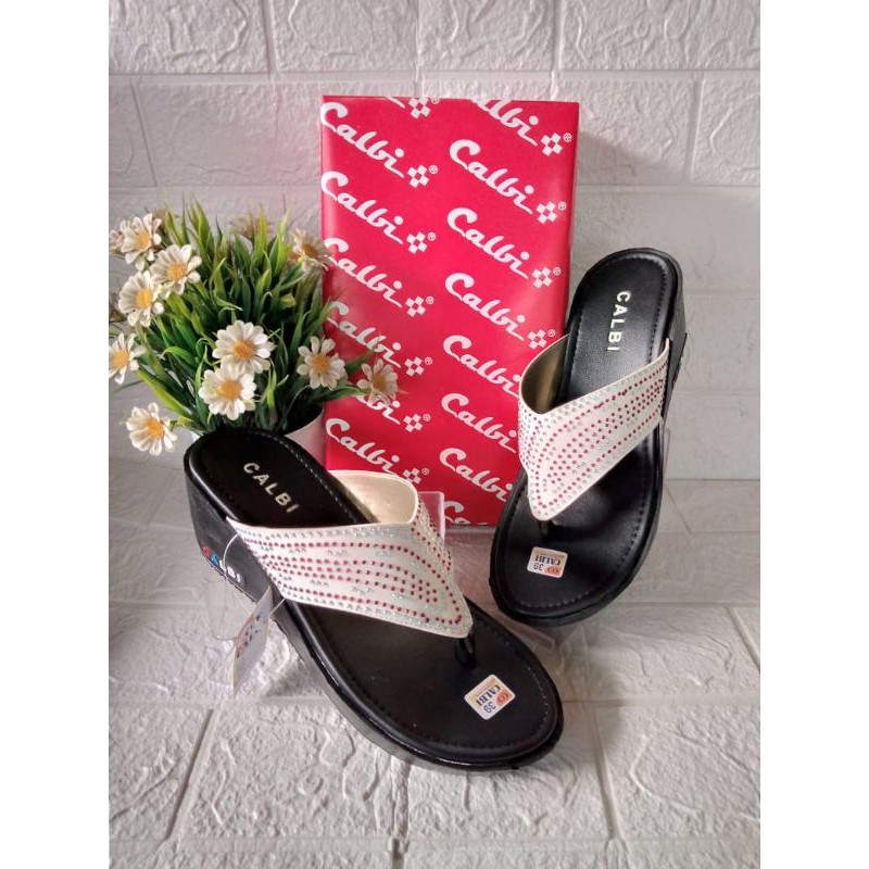 Sandal wedghes calby murah-Japit pisang crem