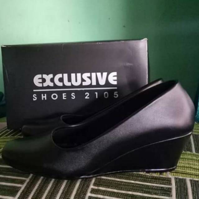 Sepatu wedges persit,pia,jala,ikkt exclusive