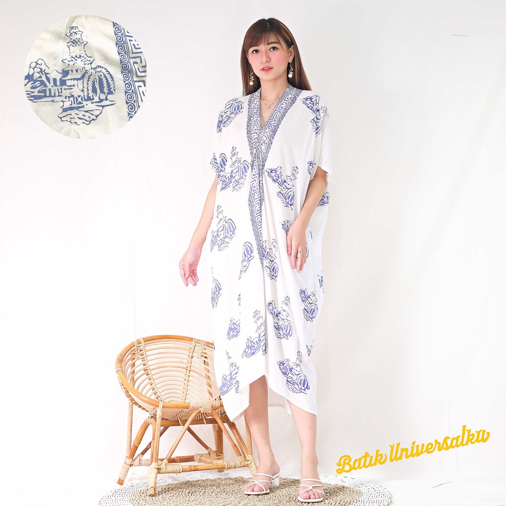 BATIK UNIVERSALKU - Kaftan Batik Dress Batik Modern. Kaftan midi - Pagoda White