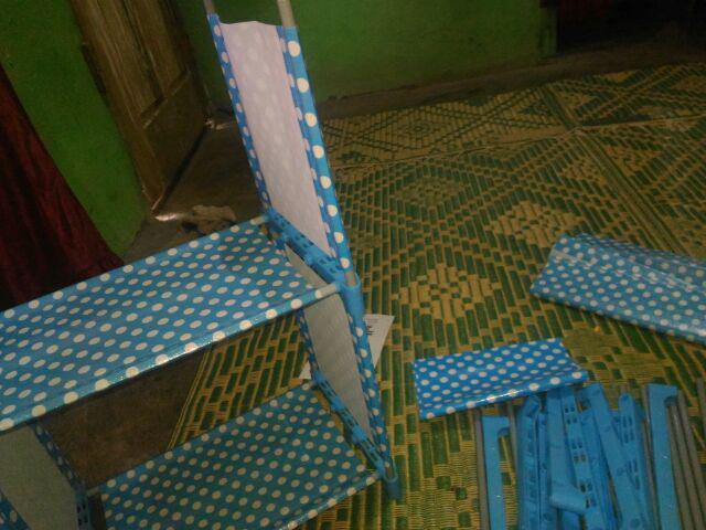 Rak Buku Portable 3 Sisi Multifungsi