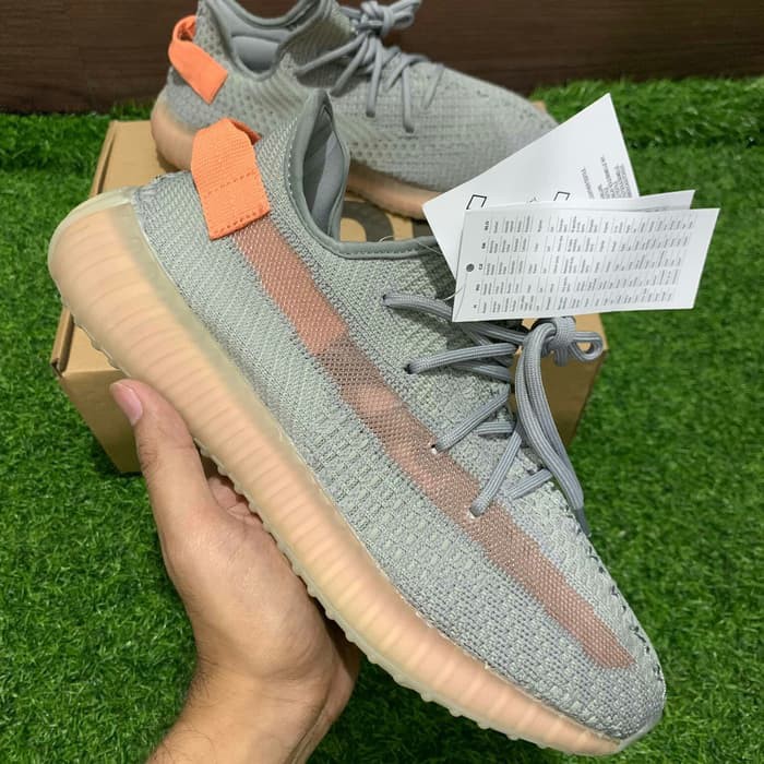 yeezy boost hub