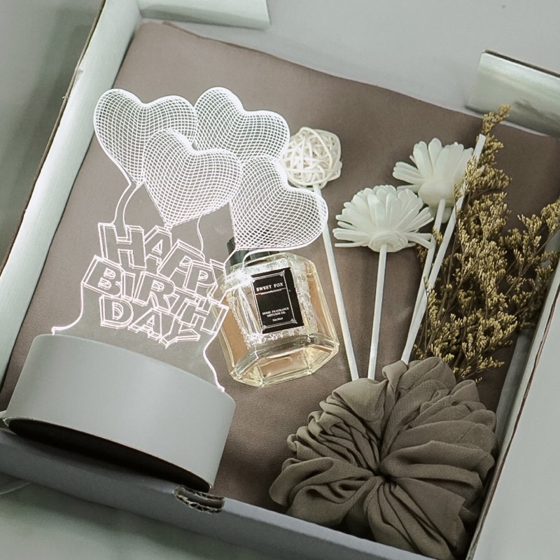 

Gift box / Special gift / Hampers Lebaran/ birthdaygift