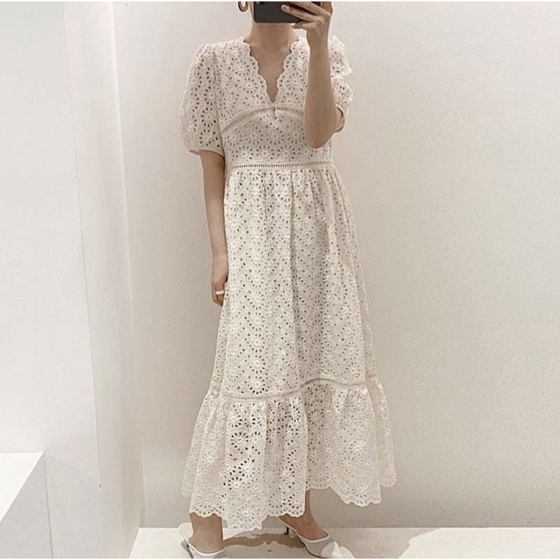 premium eyelet dress (furing inside)
