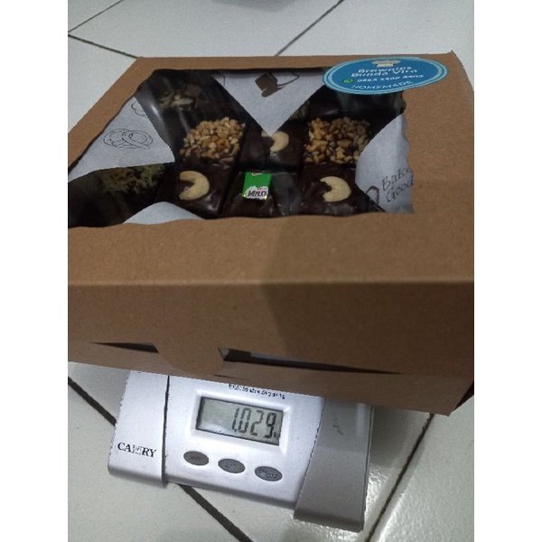 

Fudgy Shiny Brownies sekat ukuran 20×20