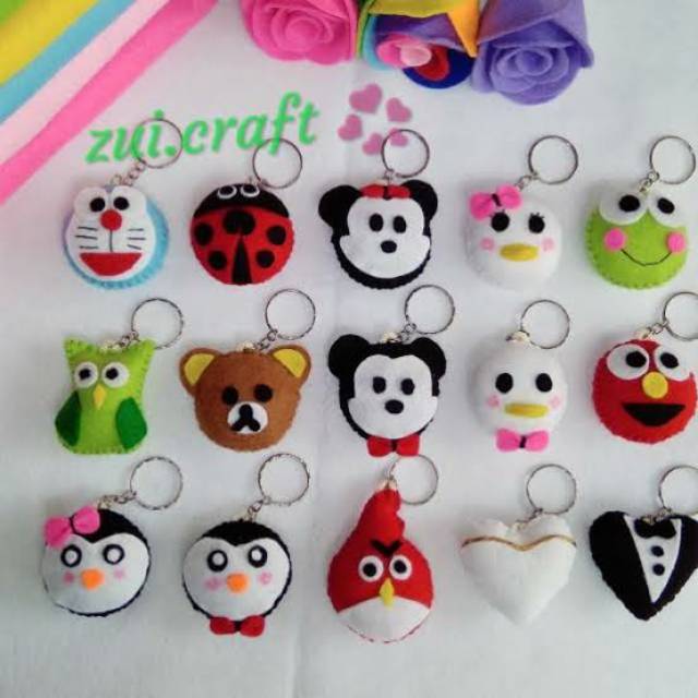 

Souvenir Karakter Lucu bisa request sesuai keinginan/1 pack isi 100