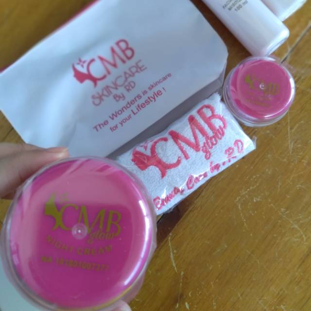 CREAM MALAM ECERAN CMB GLOWING