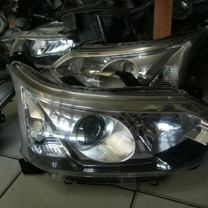 Headlamp avanza HID 2016 ORIGINAL