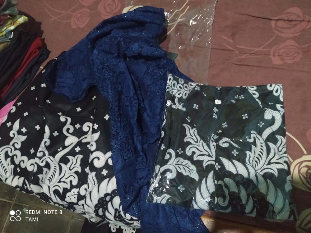 Maura Couple - Sania Ruffle Batik Couple Ori Ndoro Jowi Dnt Garansi Termurah Shopee - Couple Gurita