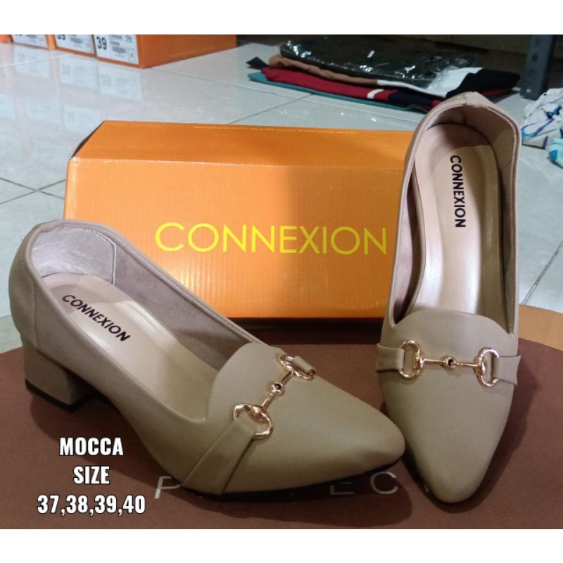 Sepatu wanita connexion