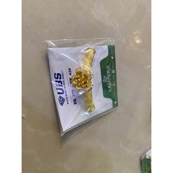 Charm bunga untuk gelang tali kadar 375