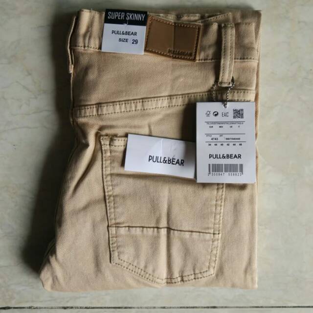 size celana pull and bear
