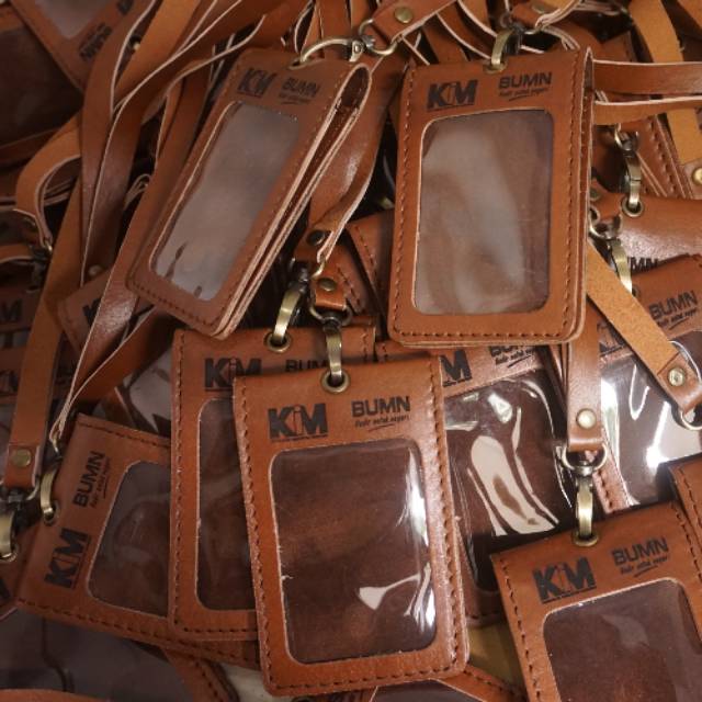 

Nametag Kulit - Nametag Holder Kulit