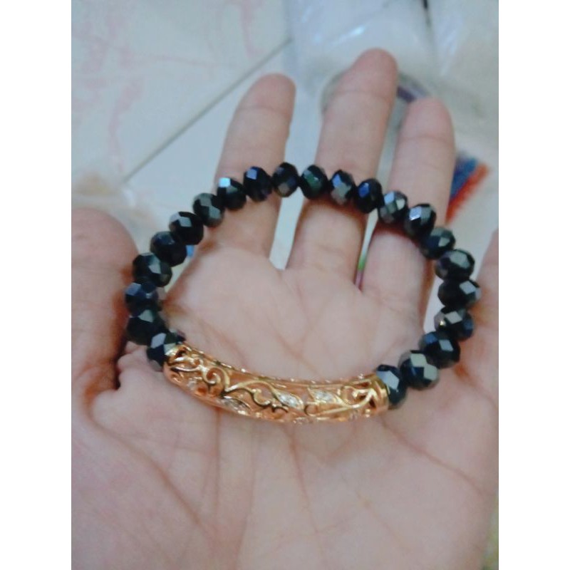 gelang kristal lapis emas