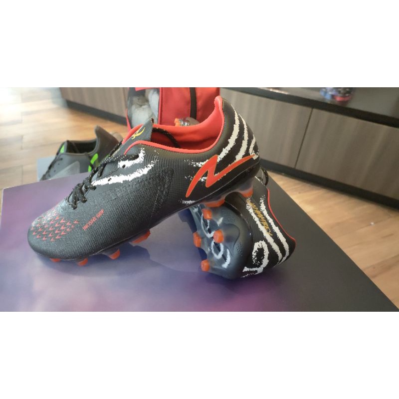 sepatu SPECS Reacto FG (Osvaldo Hay) Size 38-43