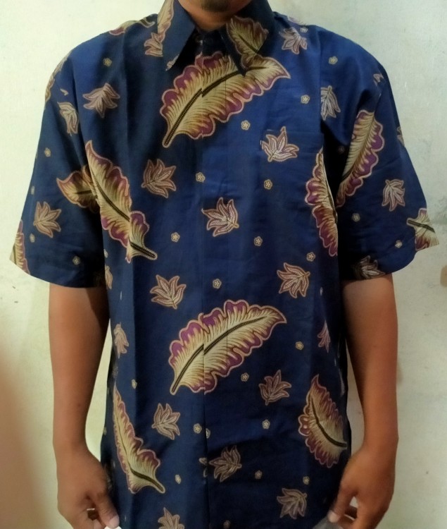 Ulu Kamulyan Navy Kemeja Batik Pria Bahan Batu Raden Lapis Furing