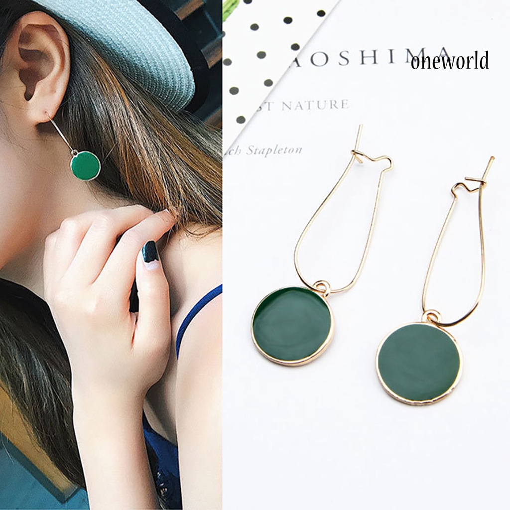 OW@ 1 Pair Earrings Elegant Wear-resistant Circle Shape Green Circle Earrings for Party