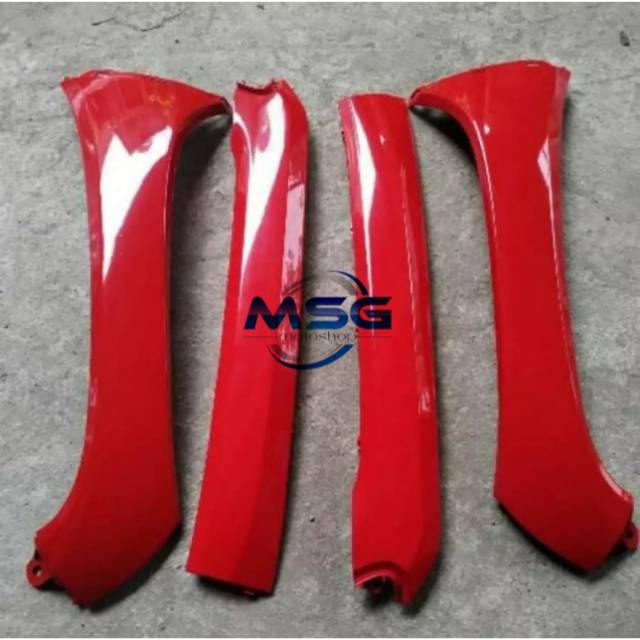 Cover body sayap samping plus sirip bawah Honda Scoopy new 2017-2018 merah