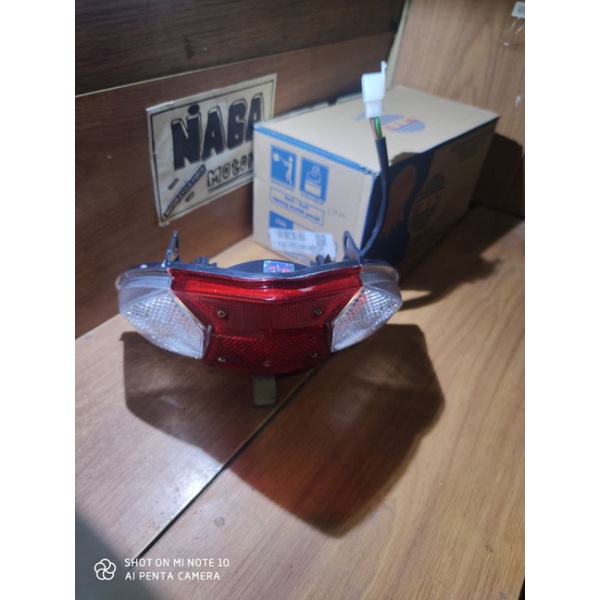 Lampu Stop Belakang Set Bohlam Fitting Vega ZR Kualitas Original