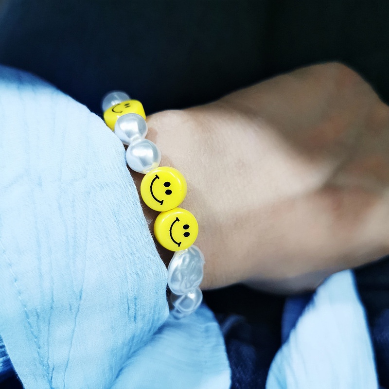 Ins wanita special interest desain tanah liat polimer Smiley kalung mutiara Eropa dan Amerika kalung