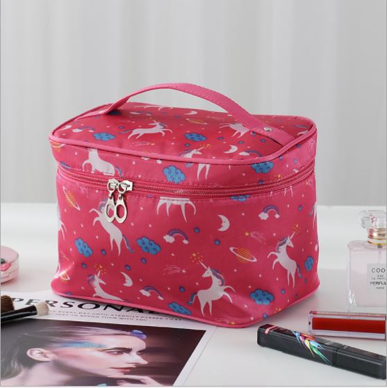 Pouch Make Up Wanita Motif Beauty Case Multi Fungsi Tas Traveling Import