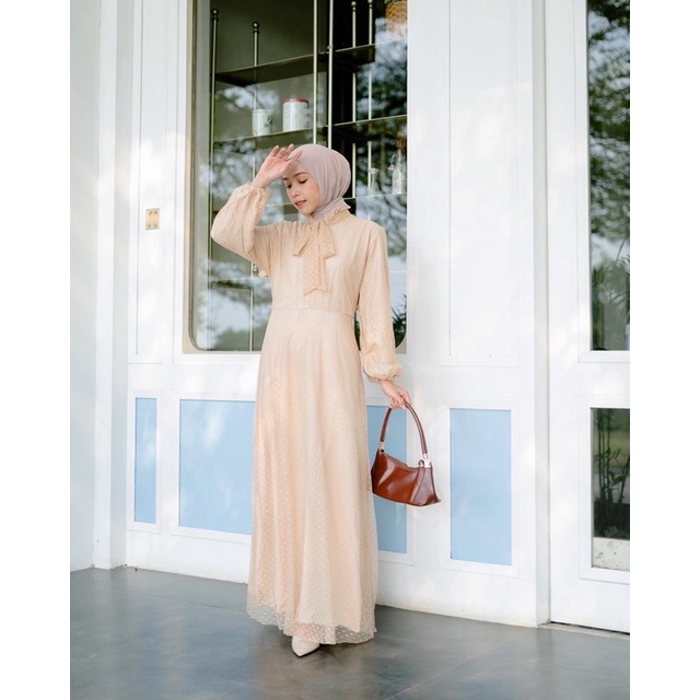 Delina Creamy Dress ( Gamis lebaran dress lebaran cream nude )