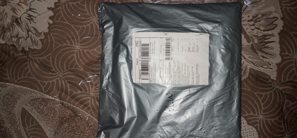 Kemeja Pria Lengan Panjang Motif Kupu Abu Abu.