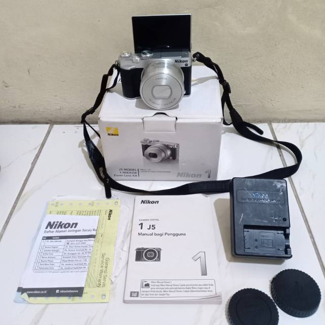 Nikon 1 J5 second lengkap