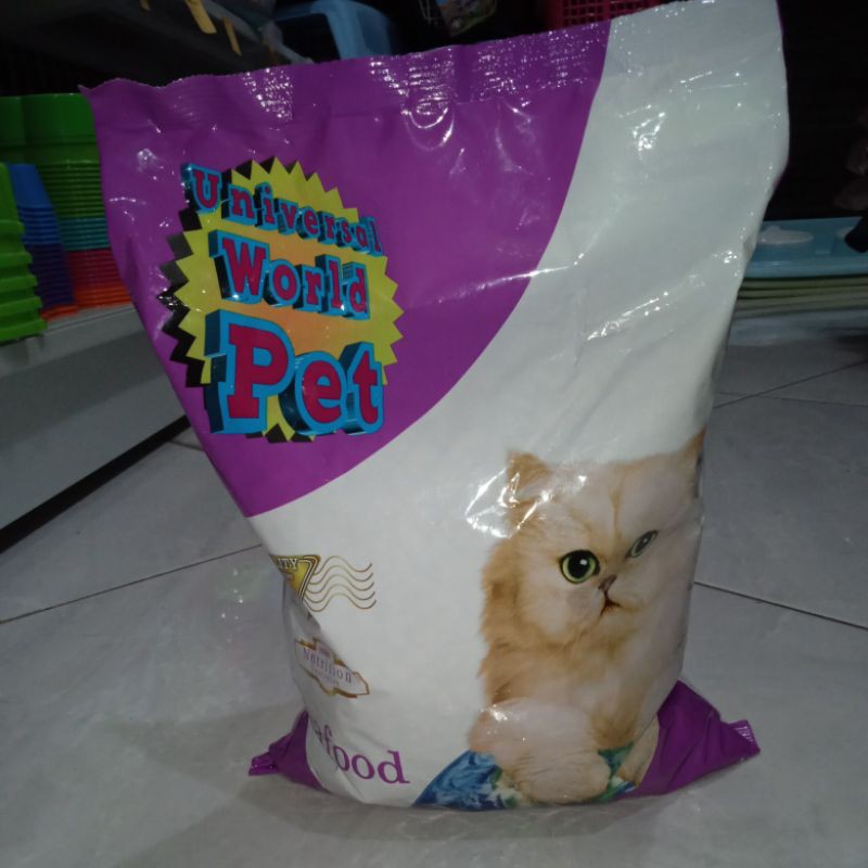 Universal Cat Adult 1kg Repack | Cat Food Seafood dan tuna